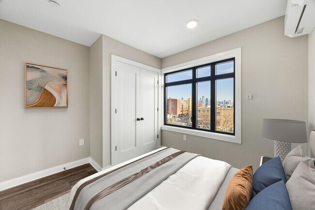 Building Photo - 558 Communipaw Ave