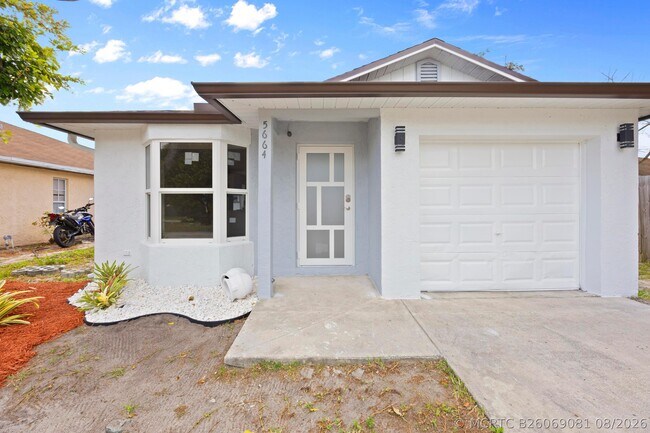 Building Photo - 5664 Boynton Crescent