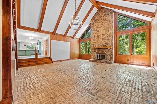 Building Photo - 7705 Foxfire Dr SE