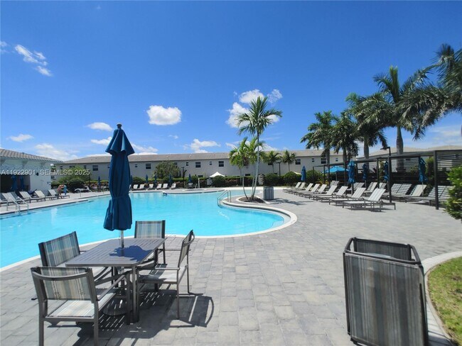 Building Photo - 1766 SE 26th Rd