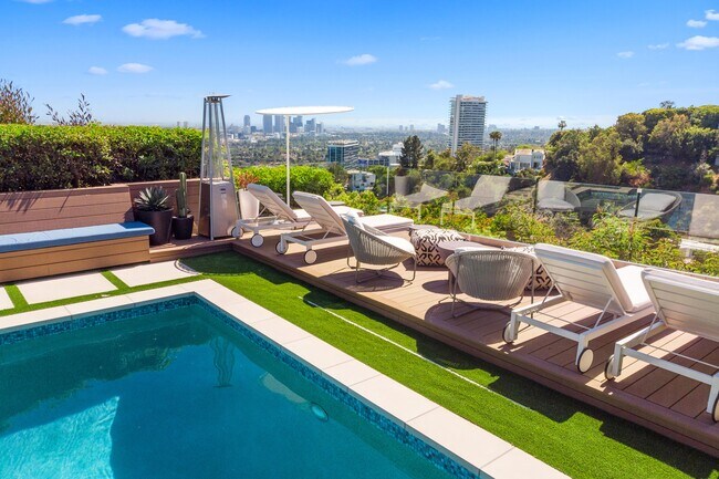 Building Photo - 1439 Devlin Dr