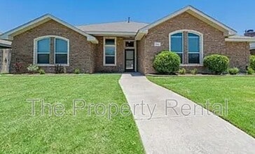 Building Photo - 2804 Dustin Dr