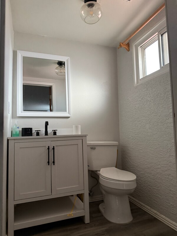 Building Photo - 3634 Alpine Pl