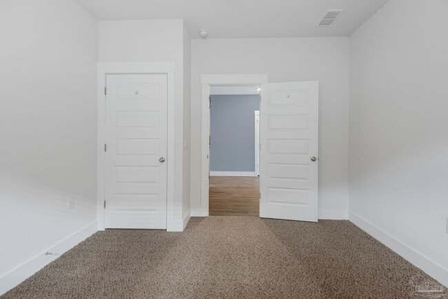 Building Photo - 5761 Danbury Blvd