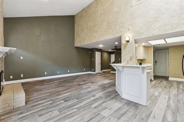 Building Photo - 7450 Holly Hill Dr