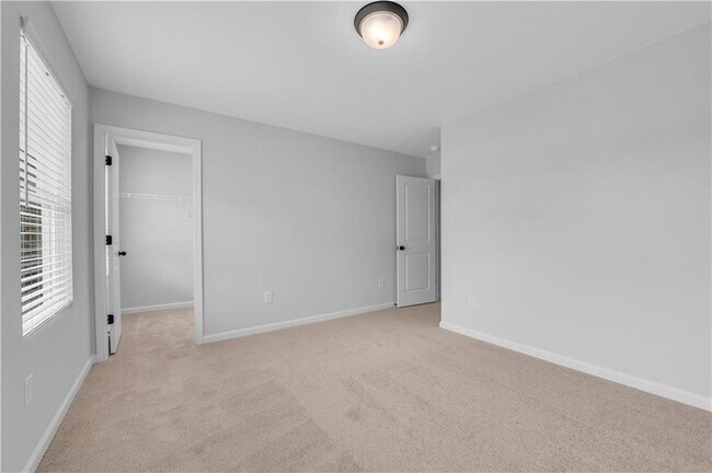 Building Photo - 1231 Jordan Brook Dr