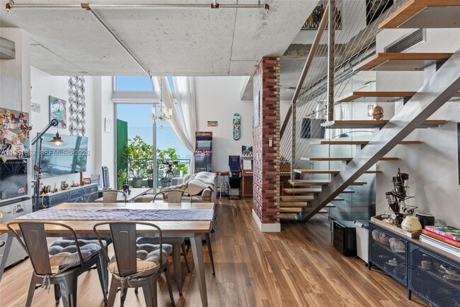 Building Photo - 690 SW 1st Ct