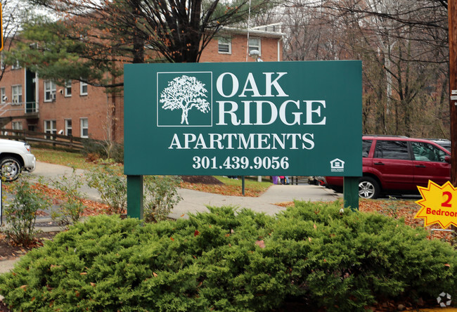 Building Photo - Oak Ridge Apartments