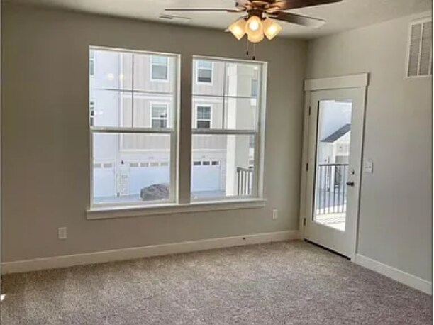 Building Photo - 938 W Coral Charm Way