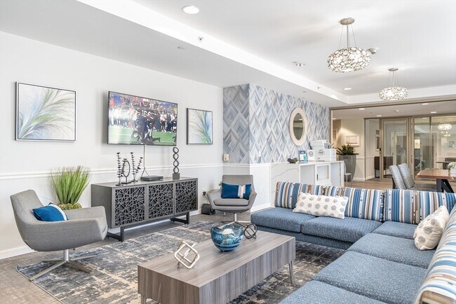 Building Photo - 100 Stockton St