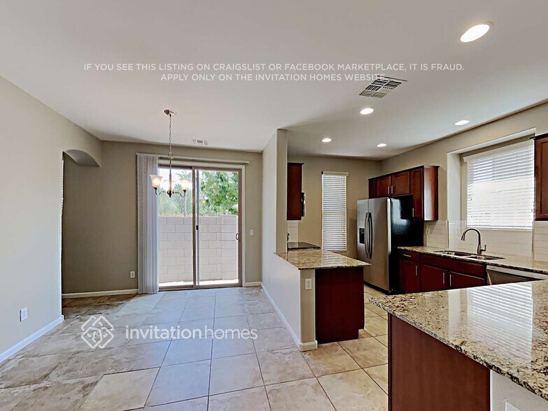 Building Photo - 1413 S Ponderosa Dr