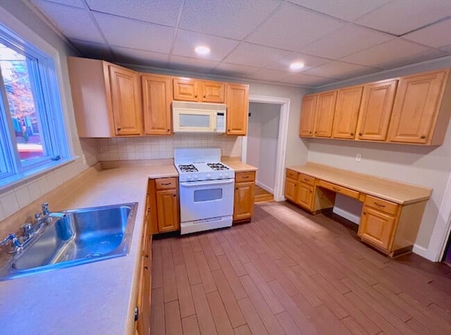 Building Photo - 67-69 Cameron Ave