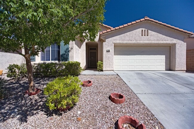 Primary Photo - Beautiful One-story house in Summerlin