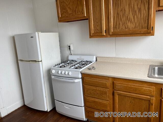 Building Photo - 1820 Commonwealth Ave