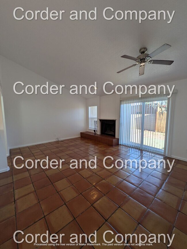 Building Photo - Spacious and naturally lit 4 Bathroom, 2 Bathroom, 2 Car Garage Home at 1,933 Sq Ft.