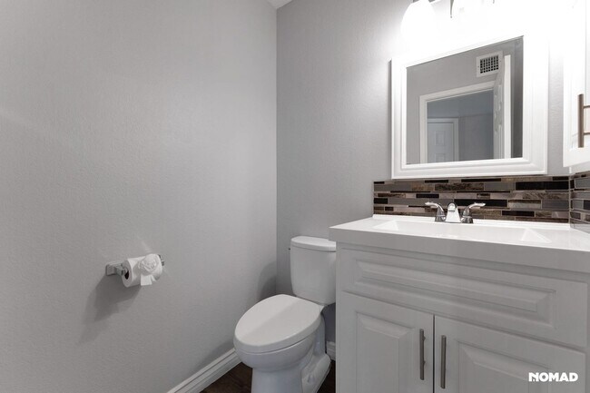Building Photo - Charming 2BR Townhome in Mesa