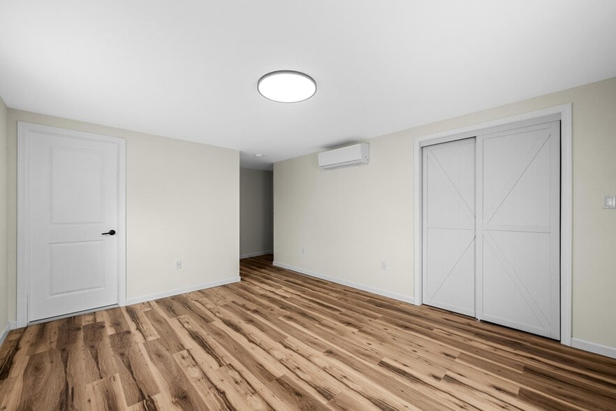 Building Photo - 346 Bennett St