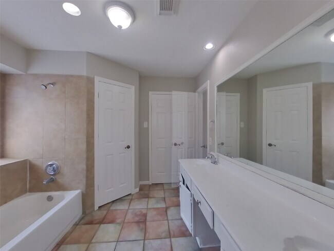 Building Photo - 3522 Campfield Ct