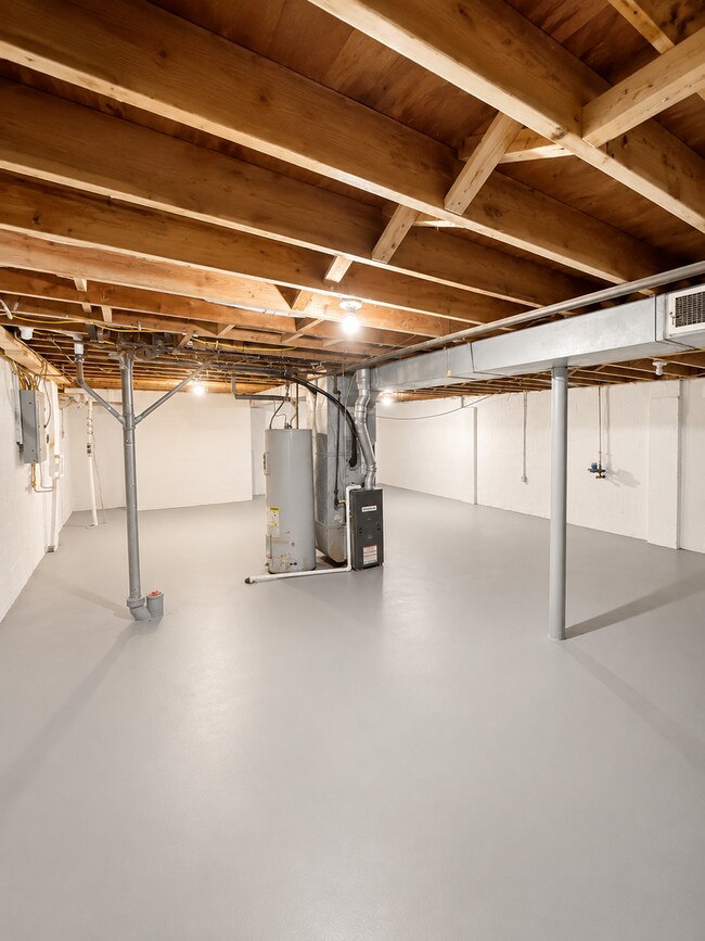 Building Photo - Stylishly Renovated 3-Bedroom Home with Finished Basement & Spacious Fenced Yard