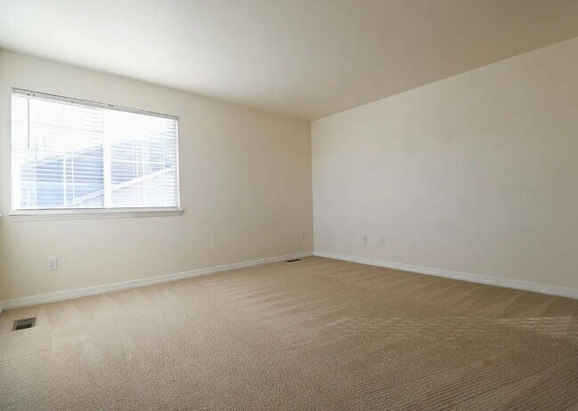 Building Photo - 2602 Timberwood Dr