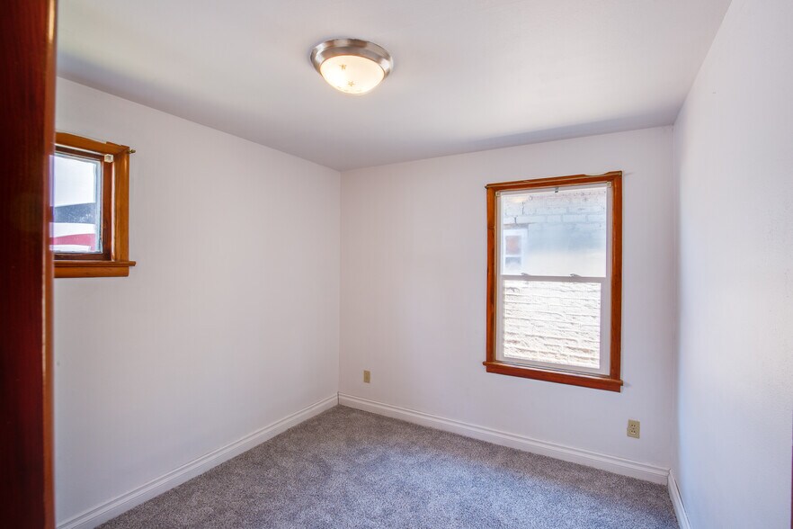 Back bedroom 2 - 519 E 6th St
