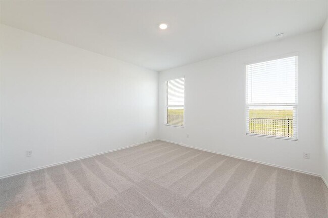 Building Photo - 152 Rodney Boat Rd