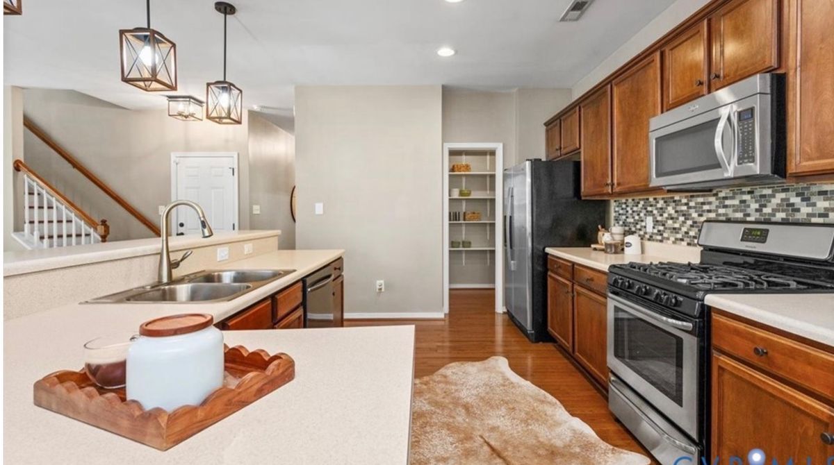 Building Photo - 7319 Vicenzo Dr