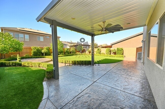 Building Photo - 645 Blue Oak Lane W