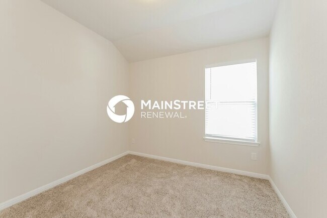 Building Photo - 3 Bedroom Pet-Friendly Home in Hutto, TX w...