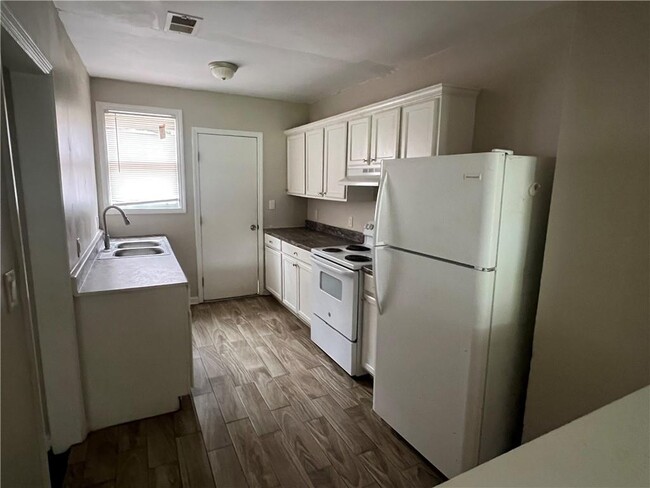 Building Photo - 3661 Wylly Ave