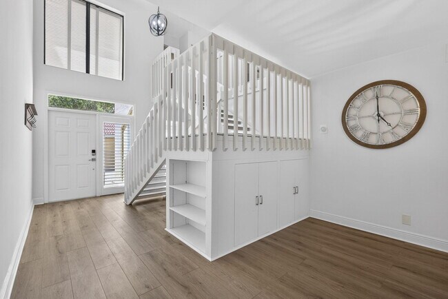 Building Photo - 259 Old Meadow Way