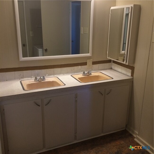 Building Photo - 4001 FM 20