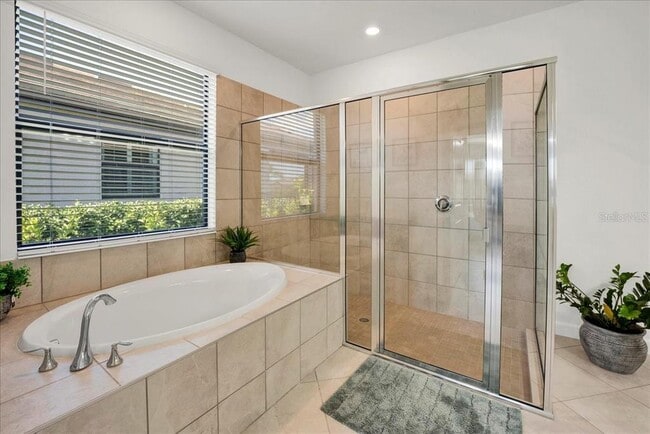 Building Photo - 5161 Coral Reef Wy