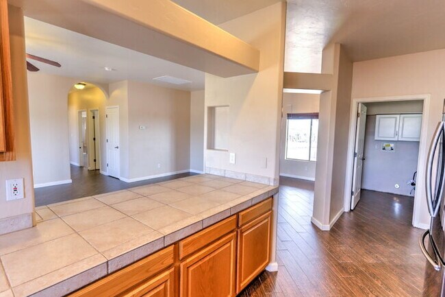 Building Photo - Vail - Rural Property on acreage