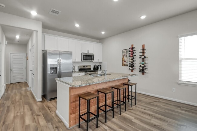 Building Photo - 8316 Bristlecone Pne Wy