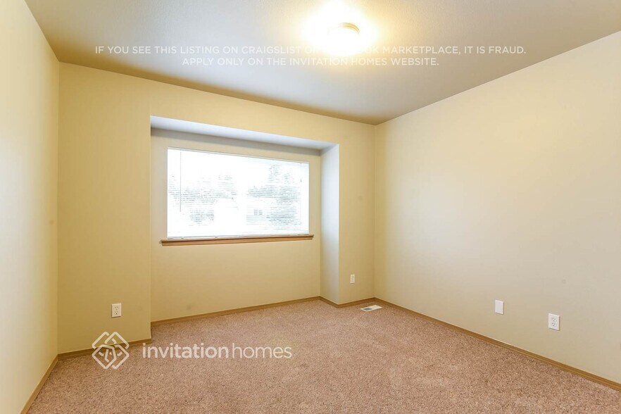 Building Photo - 8217 186th St Ct E