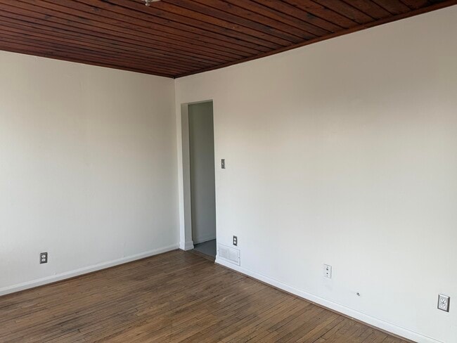 Building Photo - 2229 Faber St