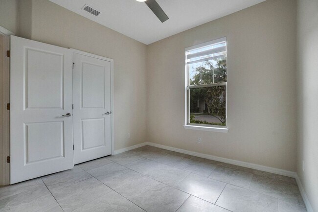 Building Photo - 5089 Caspian St
