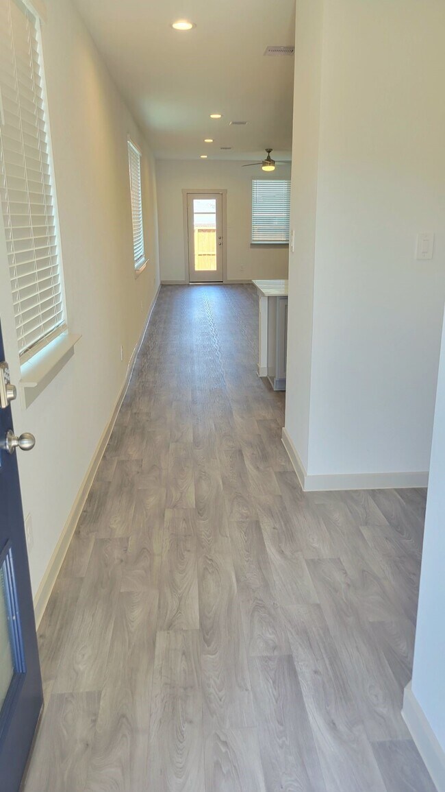 Building Photo - 2907 Stamford Hl Ln