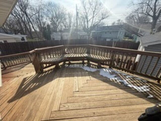 Building Photo - 2709 Alton Dr