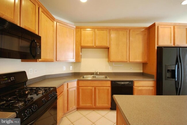 Building Photo - 908 Reserve Champion Dr