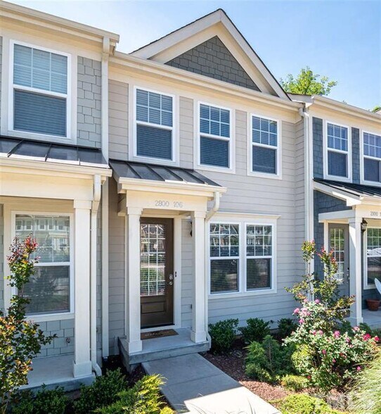 Building Photo - 2800 Bedford Green Dr