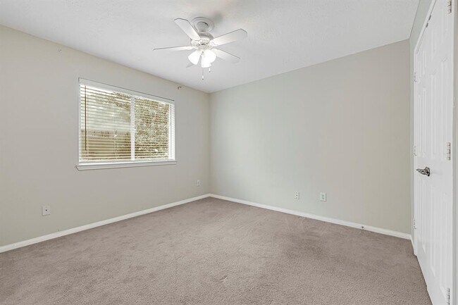 Building Photo - 7442 Colony Bend Ln
