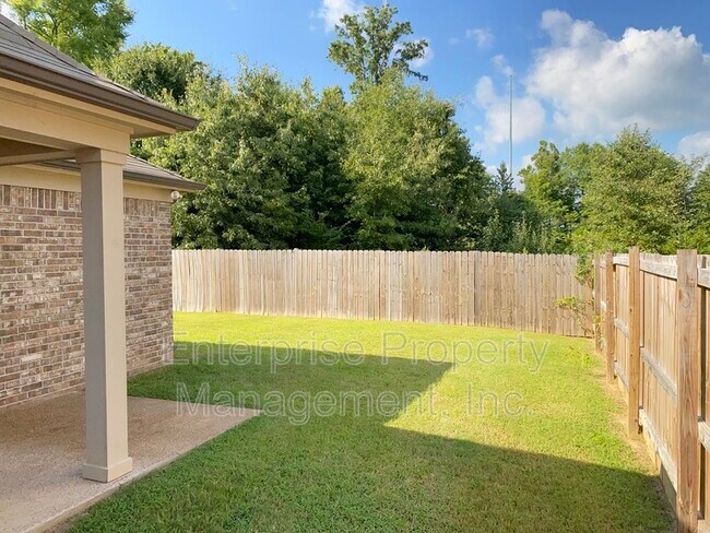 Building Photo - 9404 Eckley Pl