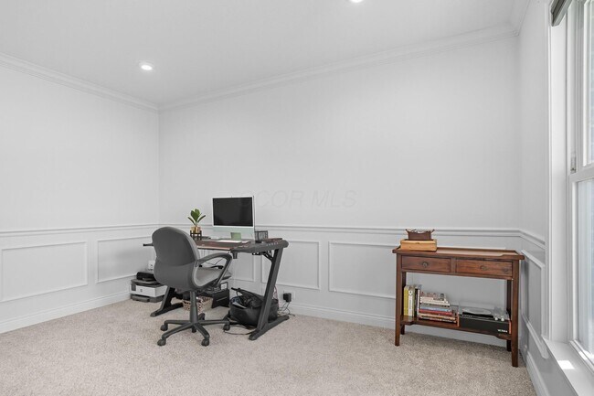 Building Photo - 6060 Lavender