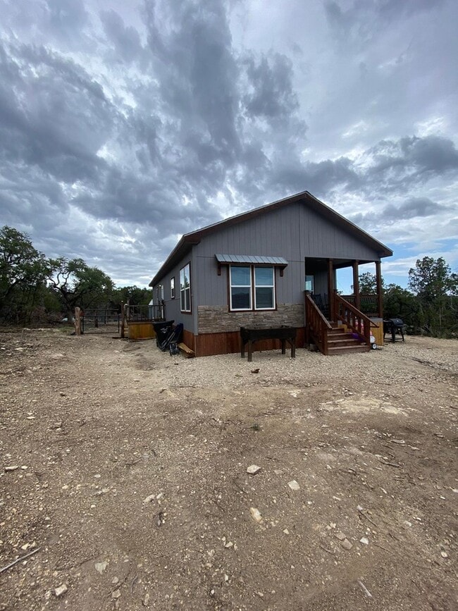 Building Photo - 1545 Elm Pass Rd