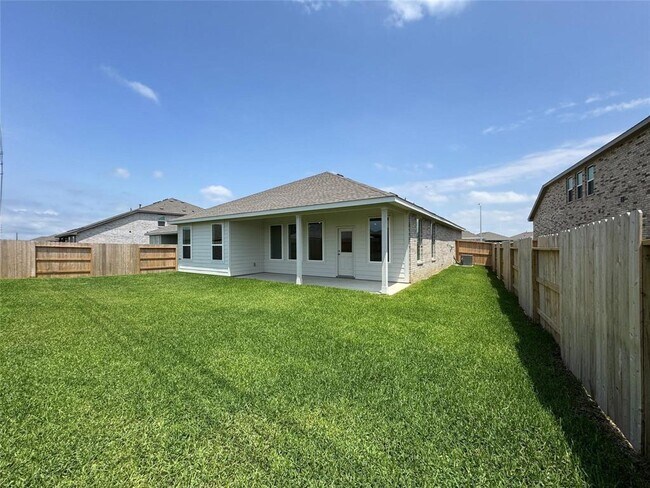 Building Photo - 6815 Harvest Wheat Ln