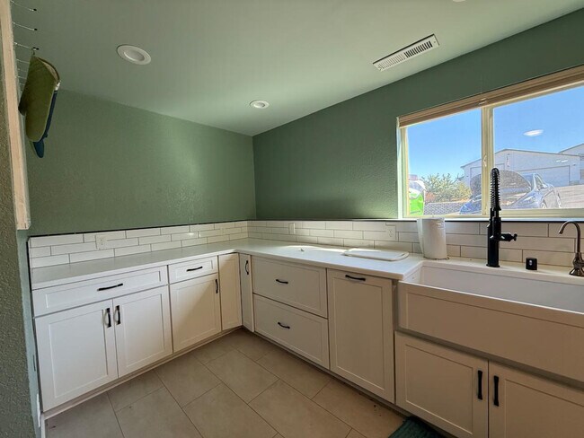 Building Photo - 3404 W 46th Ave