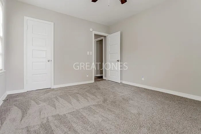 Building Photo - 4102 18th Ave