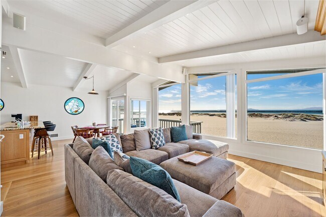 Building Photo - 3321O- Deja Blue | Hollywood Beach Oceanfront| FURNISHED